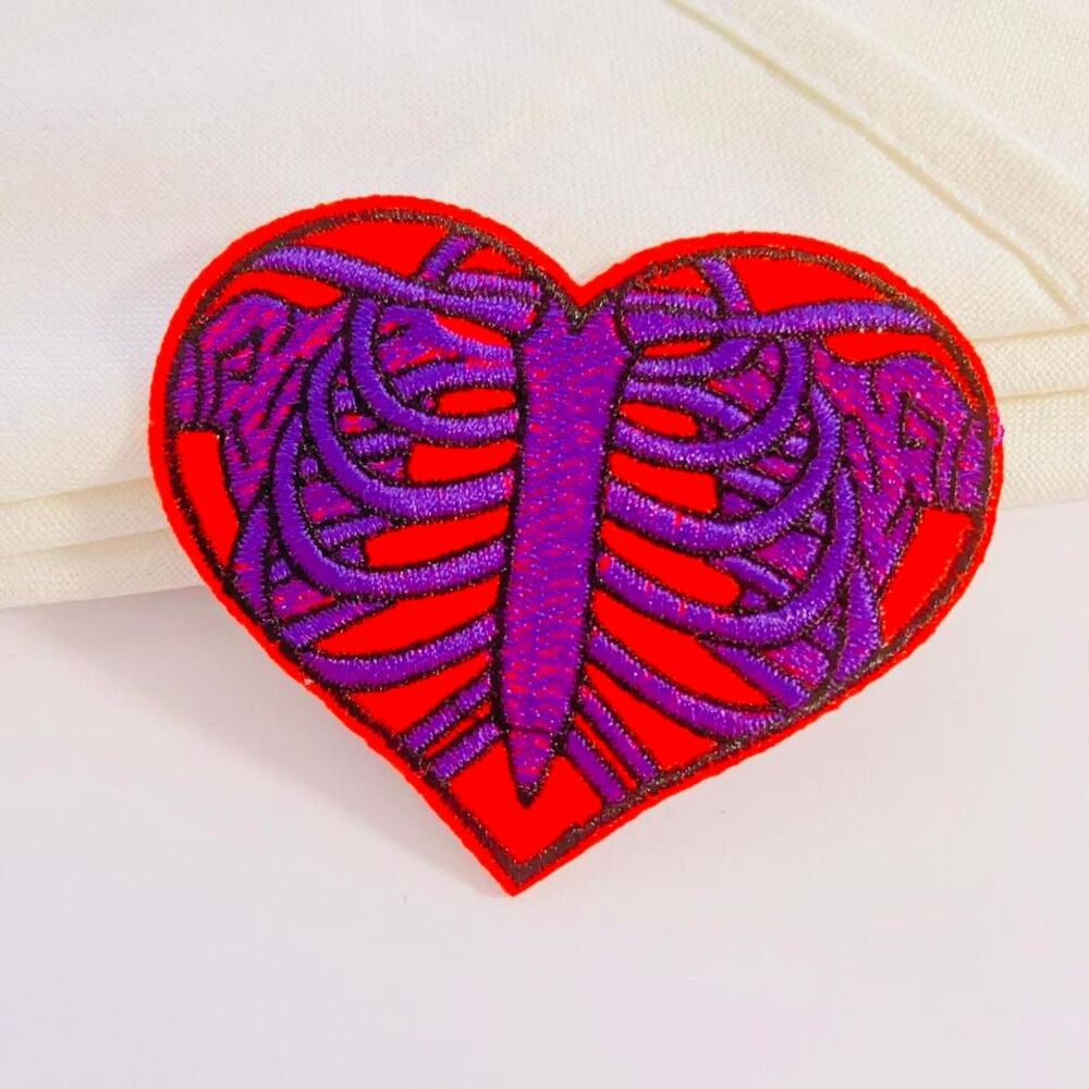 Heart‎ Ribs-Iron on Patch